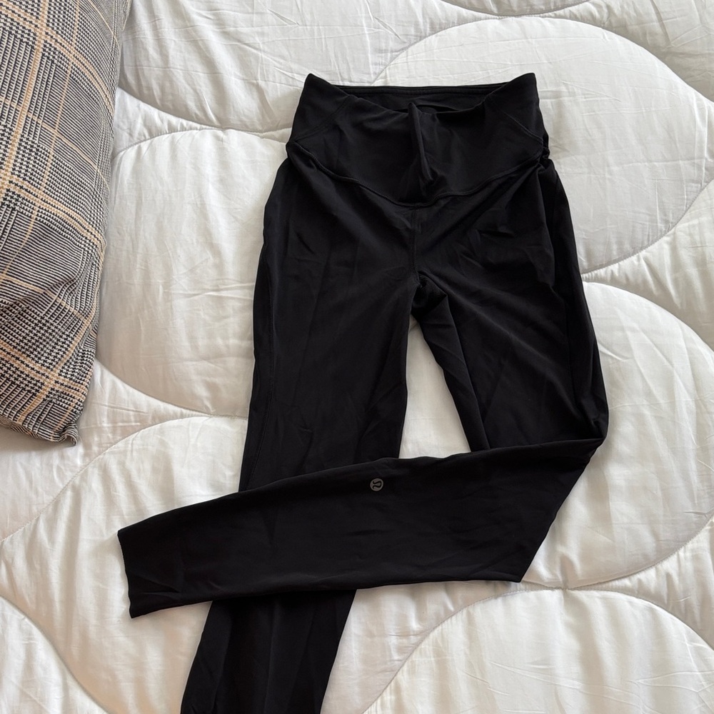 lululemon high rise 28” Black Leggings